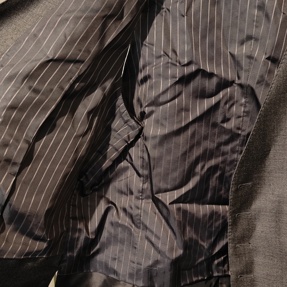 Tom Ford Gray Vest - Picture 6 of 6